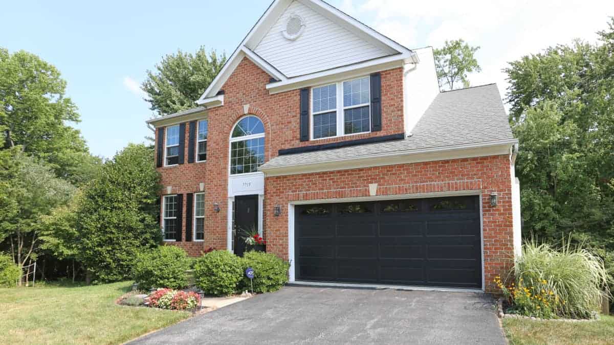 Garage-Door-Replacement-Services2